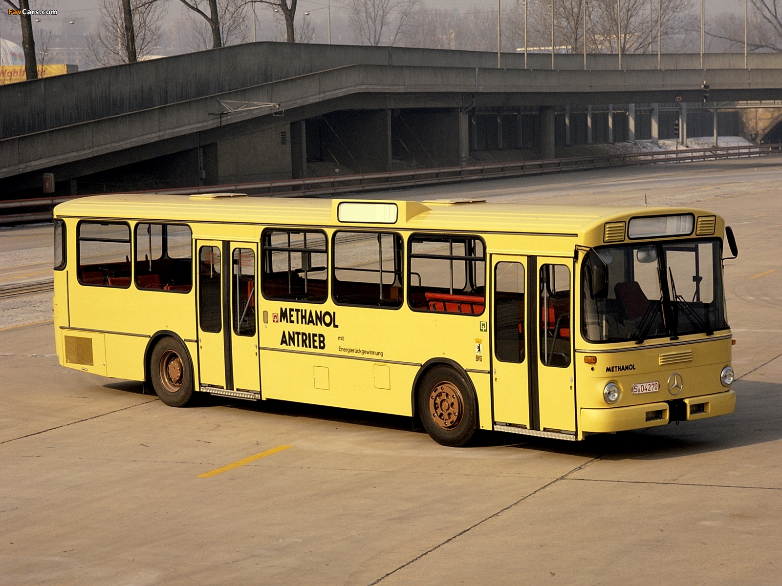 Pictures of Mercedes-Benz O305 Methanol Antrieb 1984 (1600 x 1200)