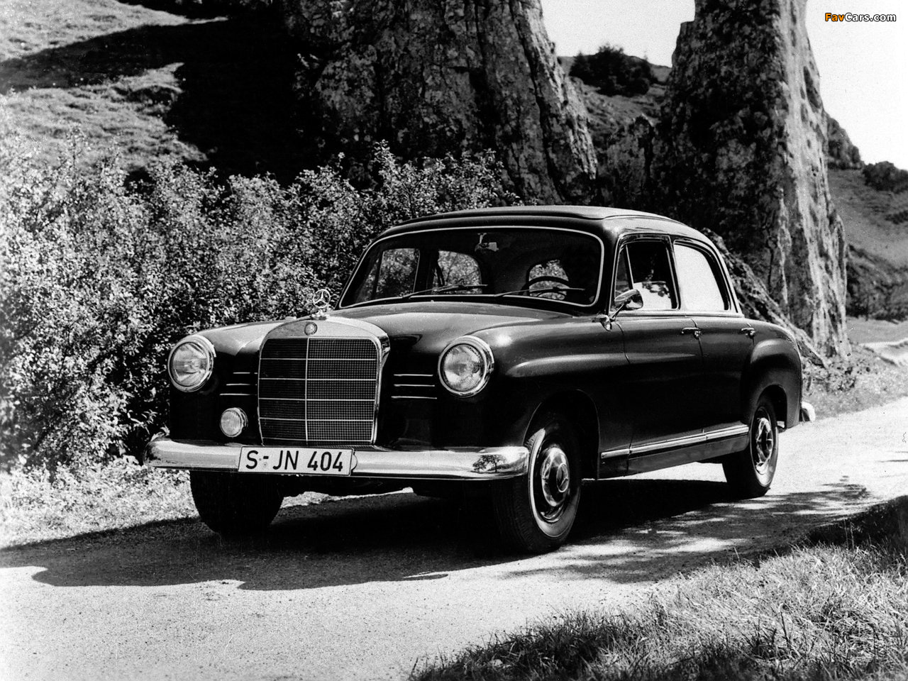 Photos of Mercedes-Benz E-Klasse (W120/121) 1953–62 (1280 x 960)