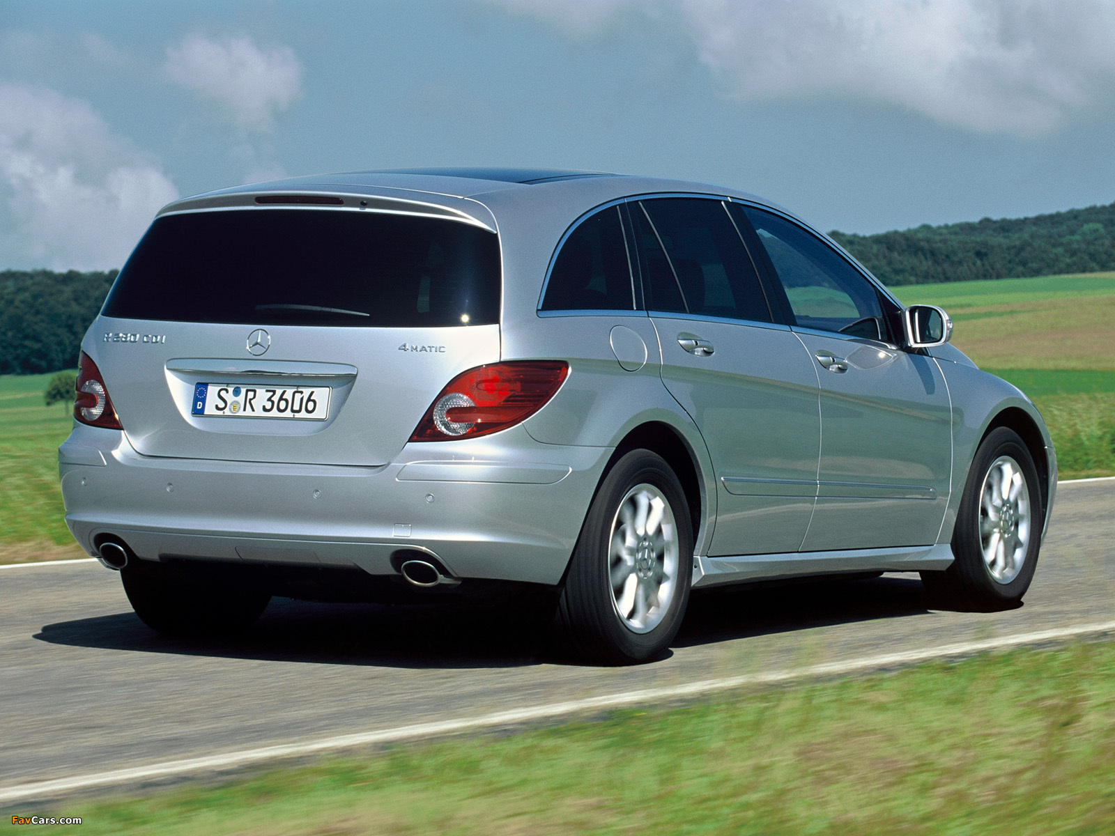 Images of Mercedes-Benz R 280 CDI 4MATIC (W251) 2005–10 (1600 x 1200)