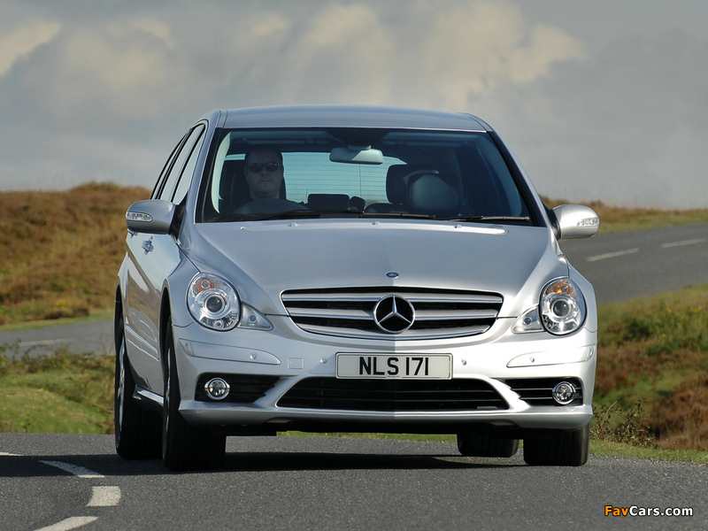 Images of Mercedes-Benz R 320 CDI 4MATIC UK-spec (W251) 2006–10 (800 x 600)