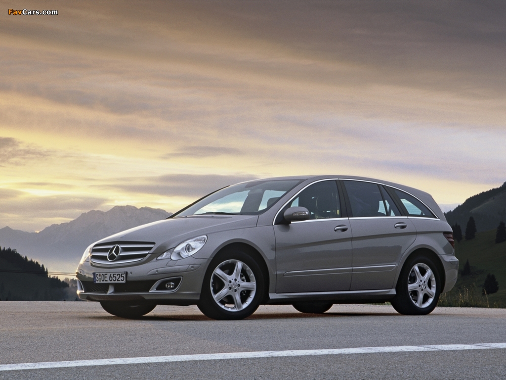 Images of Mercedes-Benz R 320 CDI (W251) 2006–10 (1024 x 768)