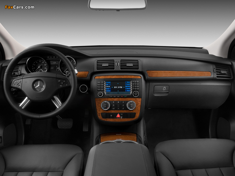 Images of Mercedes-Benz R 350 US-spec (W251) 2008–10 (800 x 600)