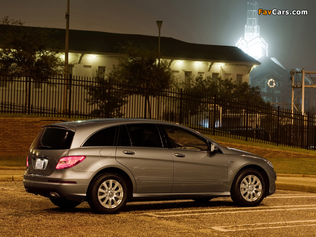 Images of Mercedes-Benz R 350 CDI (W251) 2010 (640 x 480)