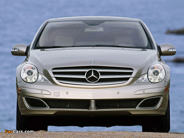 Mercedes-Benz R 500 US-spec (W251) 2005–10 photos (640 x 480)