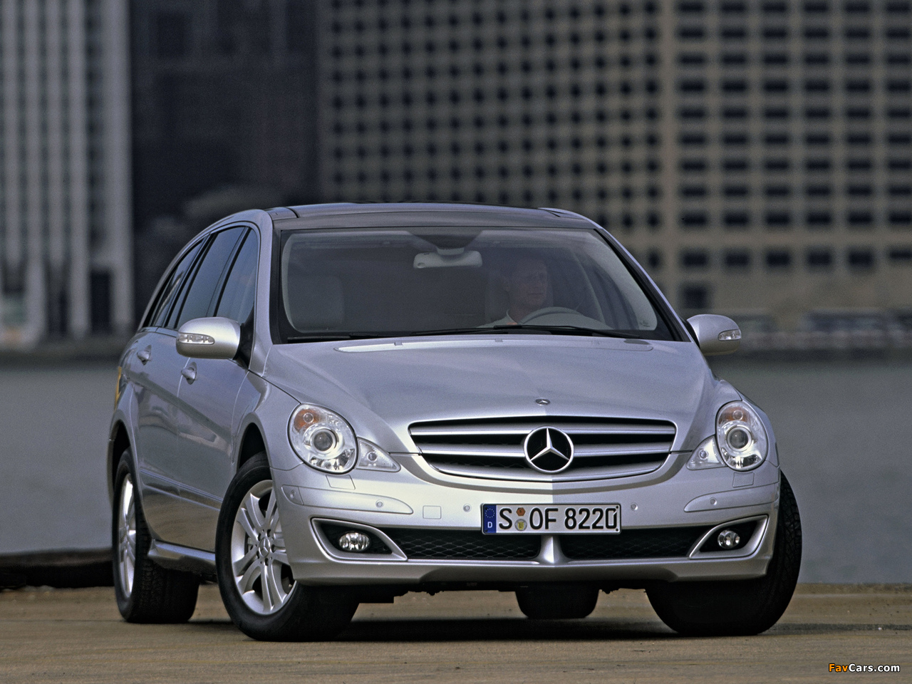 Mercedes-Benz R 500 (W251) 2005–10 pictures (1280 x 960)