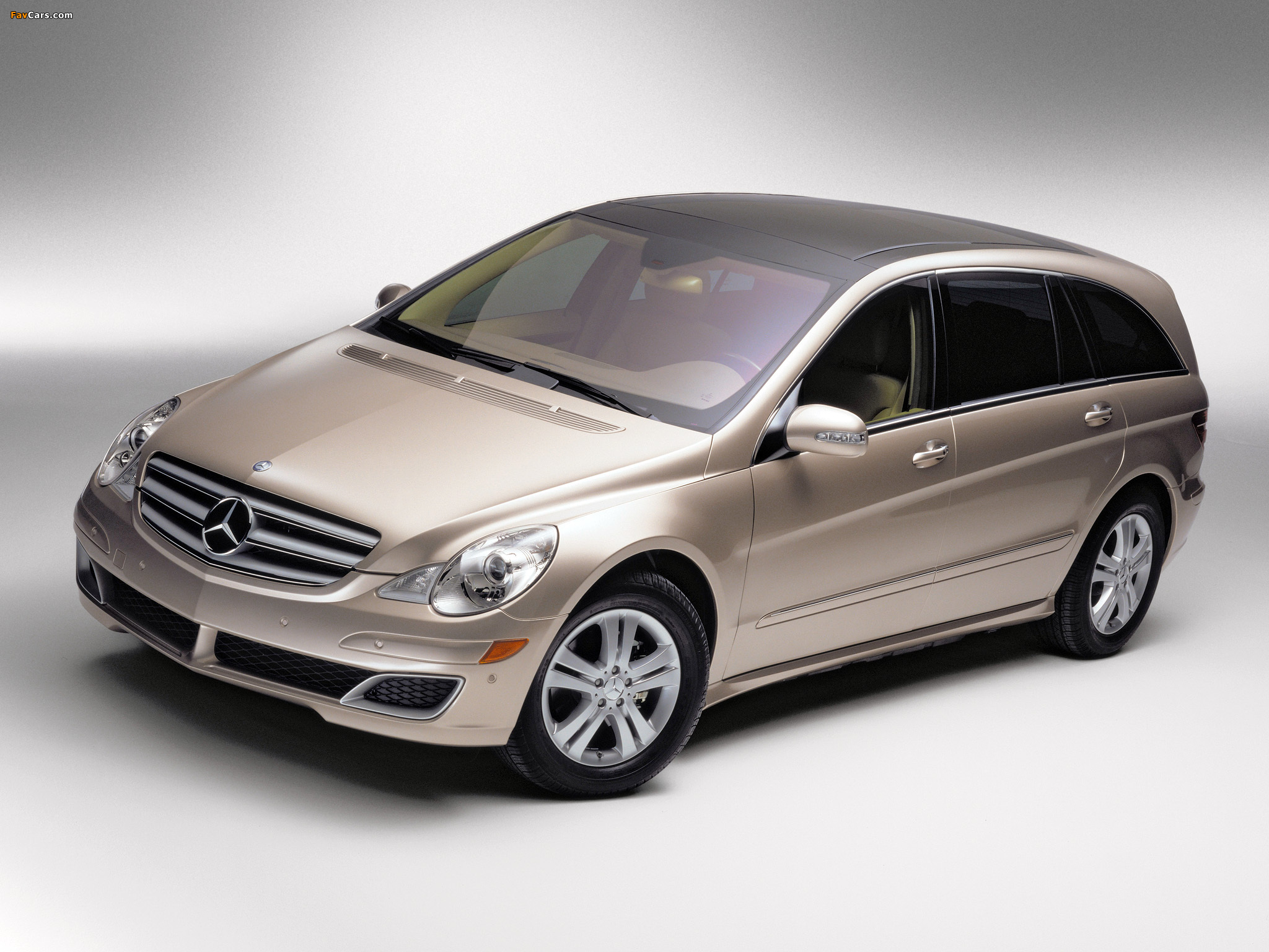 Mercedes-Benz R 500 US-spec (W251) 2005–10 pictures (2048 x 1536)