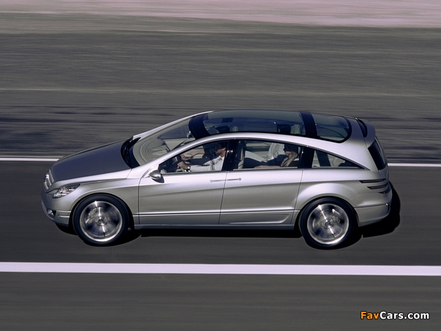 Photos of Mercedes-Benz Vision GST Concept 2002 (640 x 480)