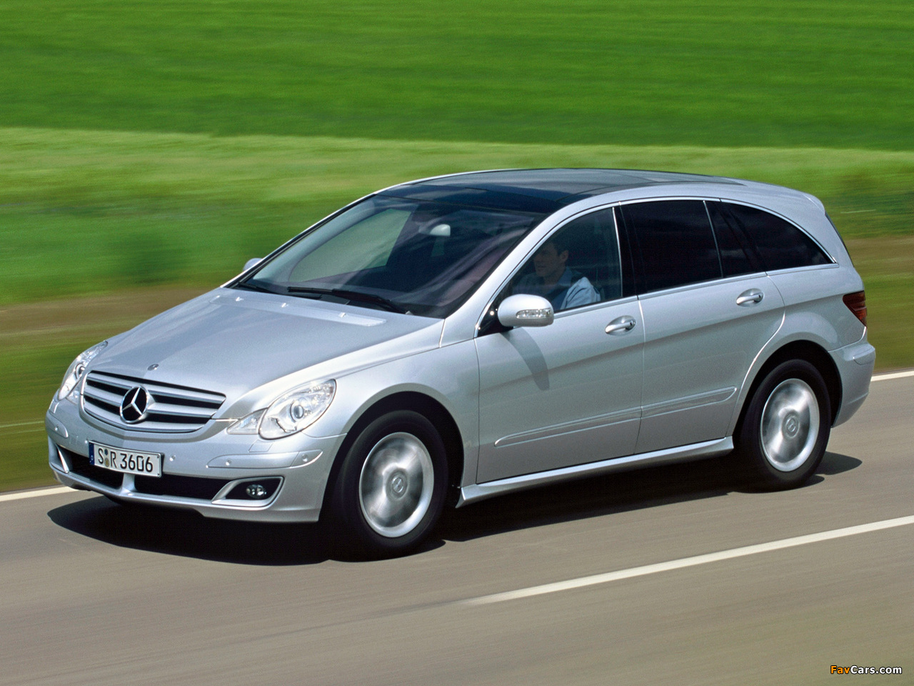 Pictures of Mercedes-Benz R 280 CDI 4MATIC (W251) 2005–10 (1280 x 960)