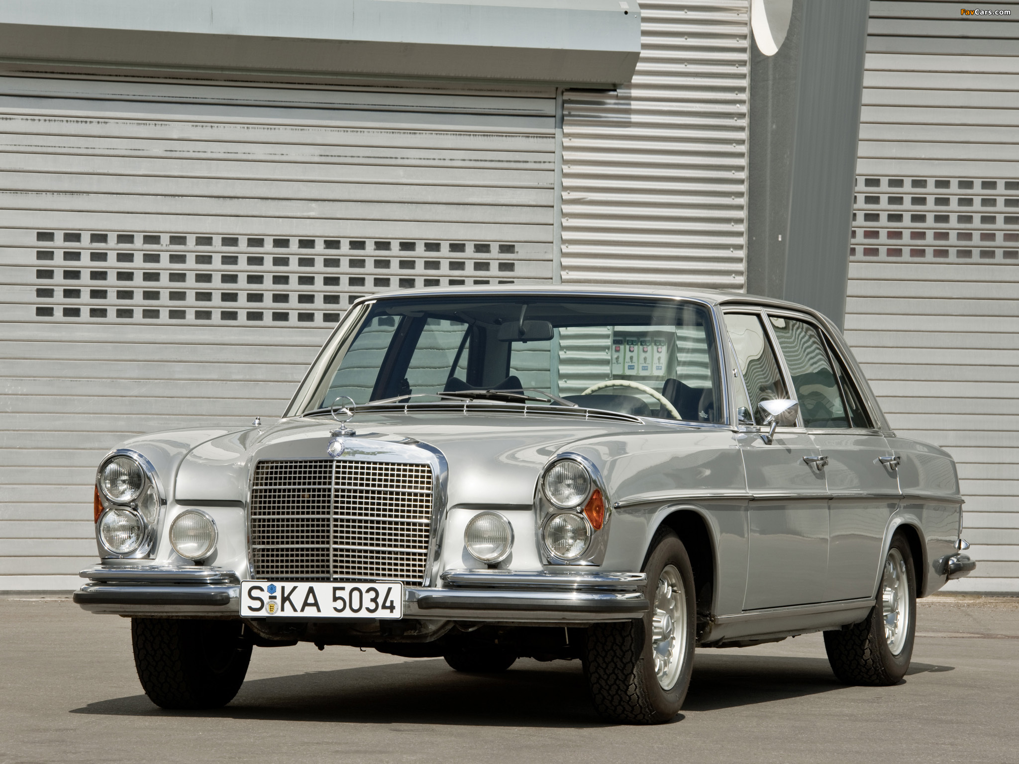 Images of Mercedes-Benz 250S (W108/109) 1966–69 (2048 x 1536)