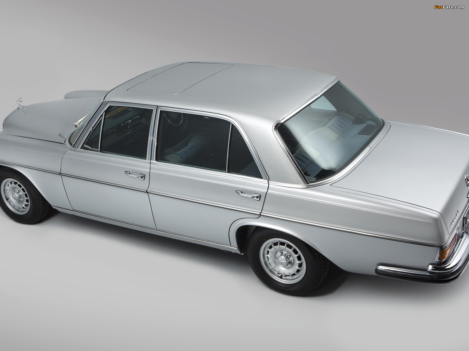 Images of Mercedes-Benz 300 SEL 6.3 UK-spec (W109) 1967–72 (1600 x 1200)