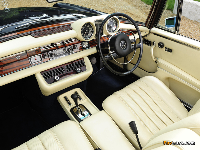 Images of Mercedes-Benz 280 SE 3.5 Cabriolet UK-spec (W111) 1969–71 (640 x 480)