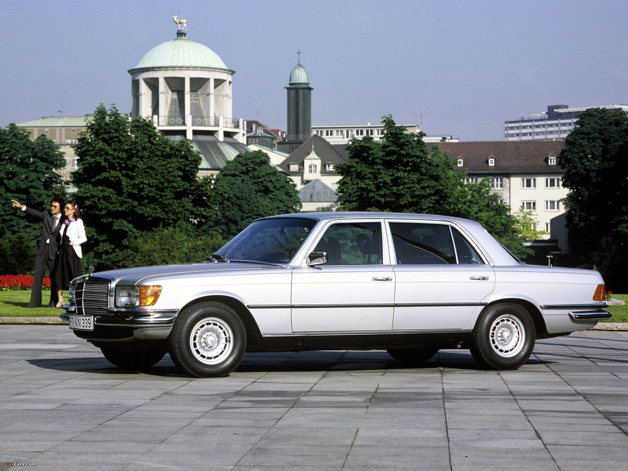 Images of Mercedes-Benz S-Klasse (W116) 1972 (2048 x 1536)