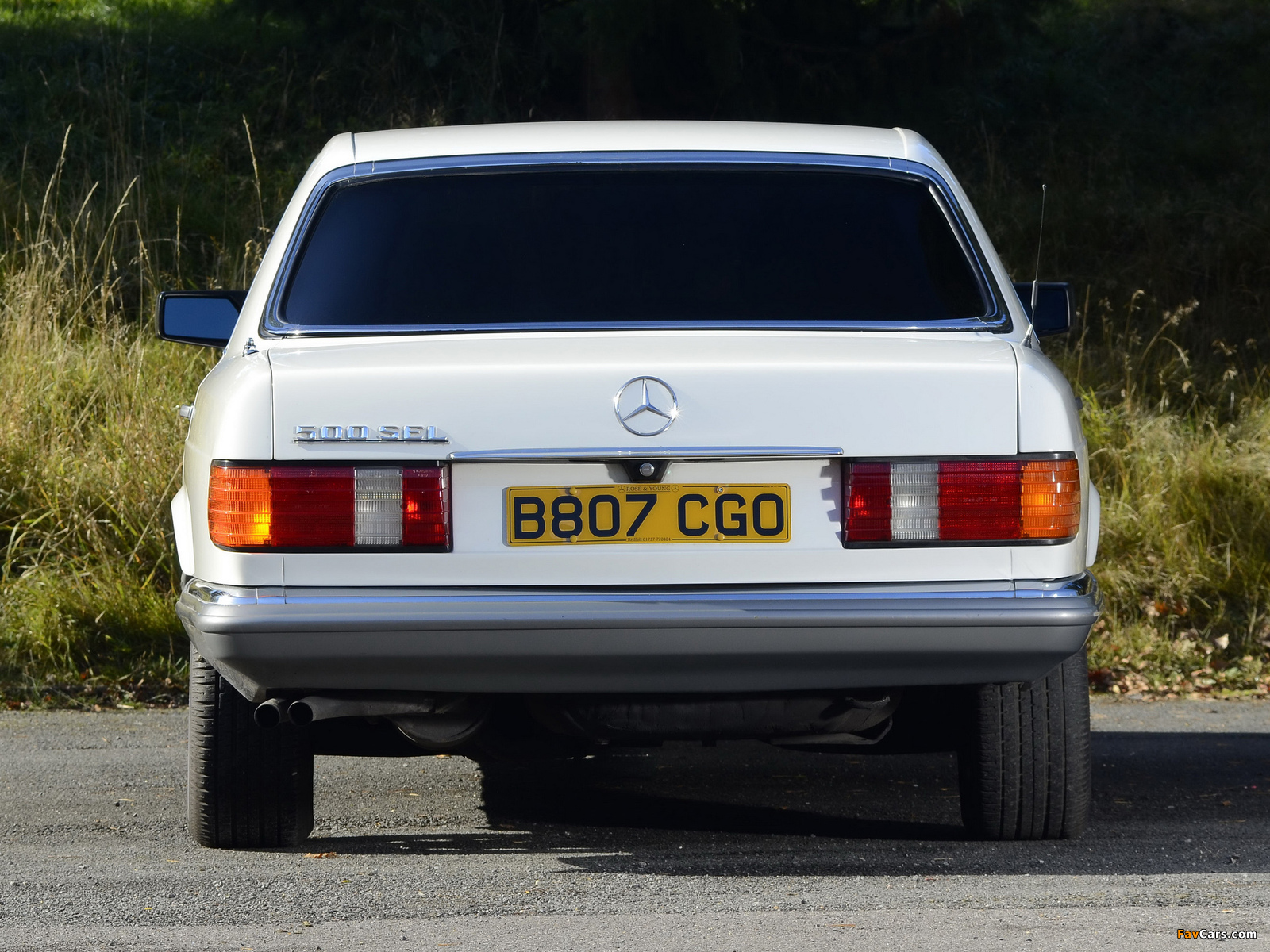 Images of Mercedes-Benz 500 SEL Guard (W126) 1985–91 (1600 x 1200)