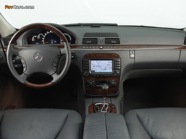 Images of Mercedes-Benz S 280 (W220) 1998–2002 (640 x 480)