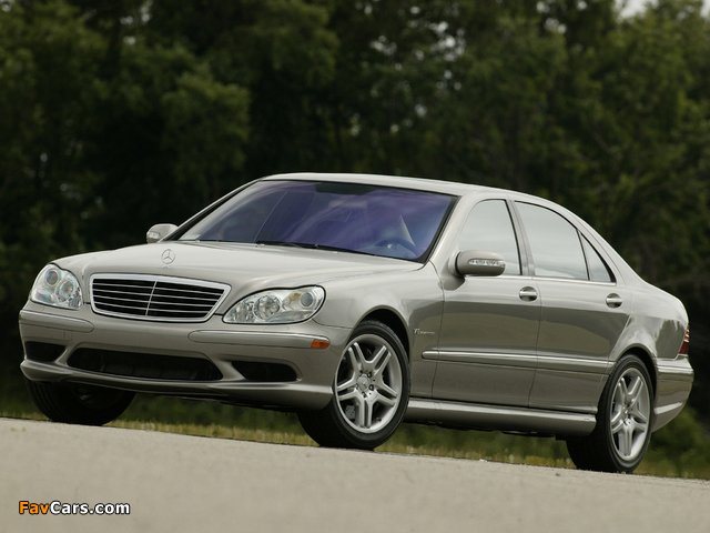 Images of Mercedes-Benz S 55 AMG US-spec (W220) 2002–05 (640 x 480)