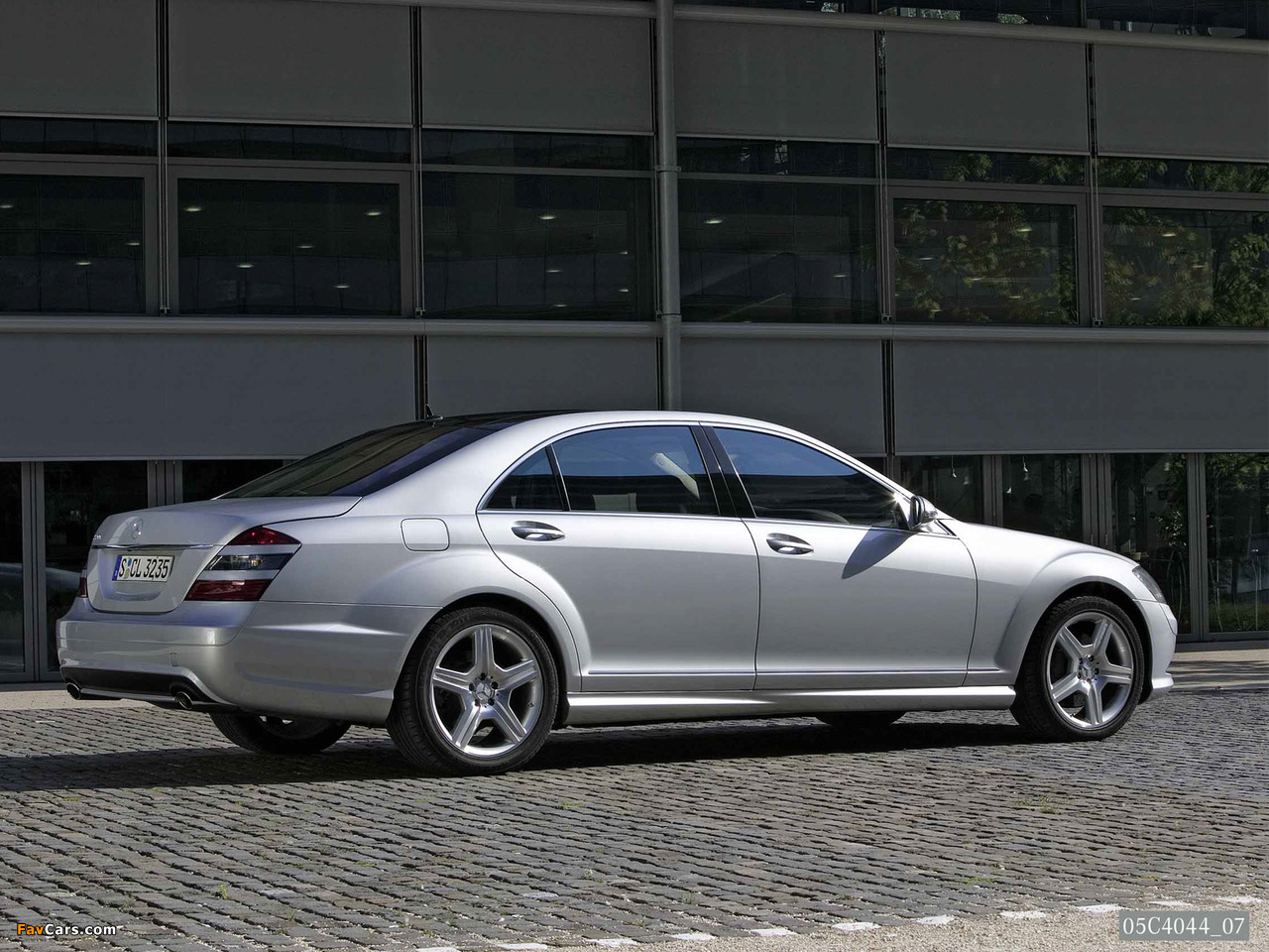 Images of Mercedes-Benz S 500 (W221) 2005–09 (1280 x 960)