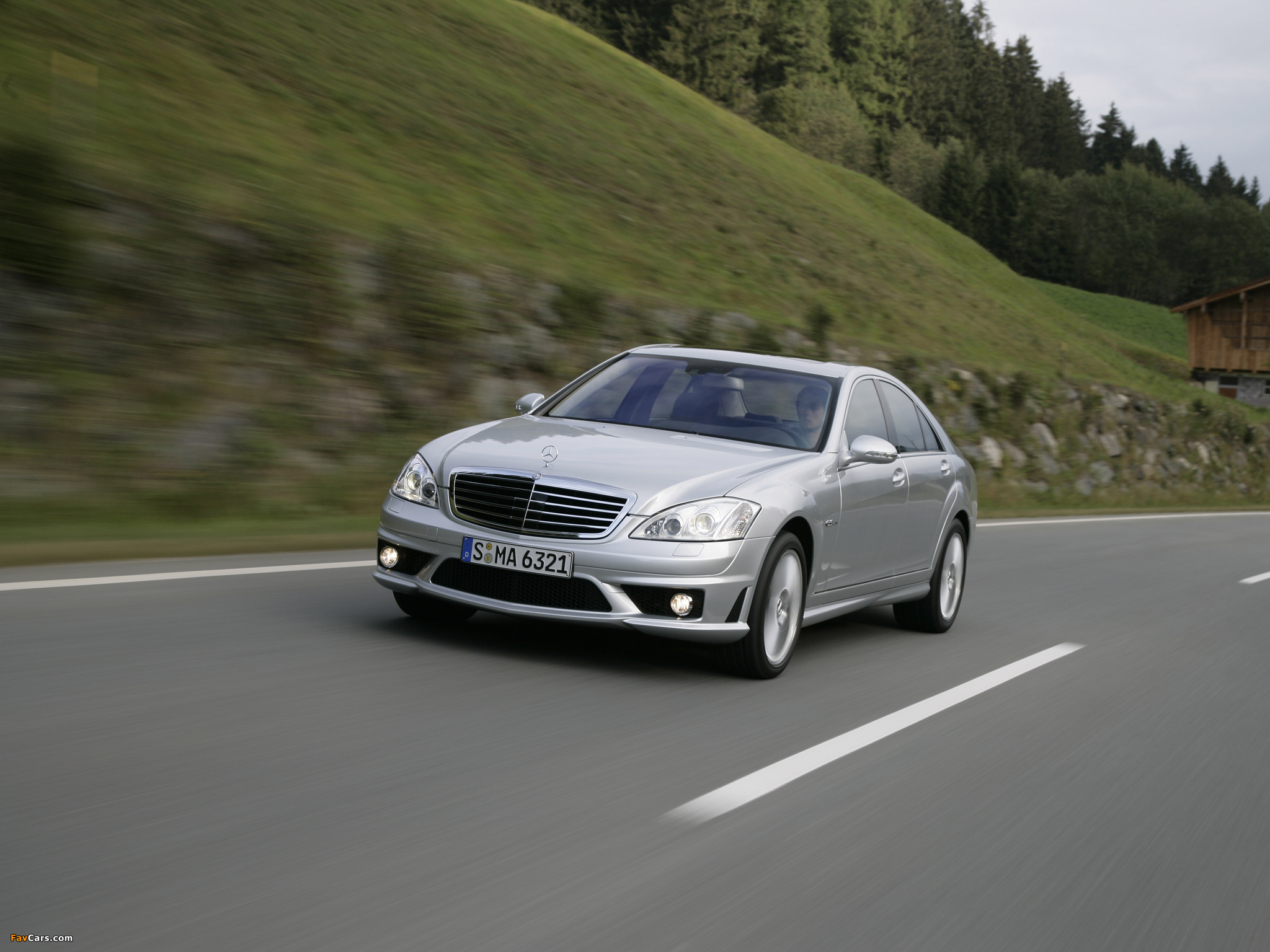 Images of Mercedes-Benz S 63 AMG (W221) 2006–09 (2048 x 1536)