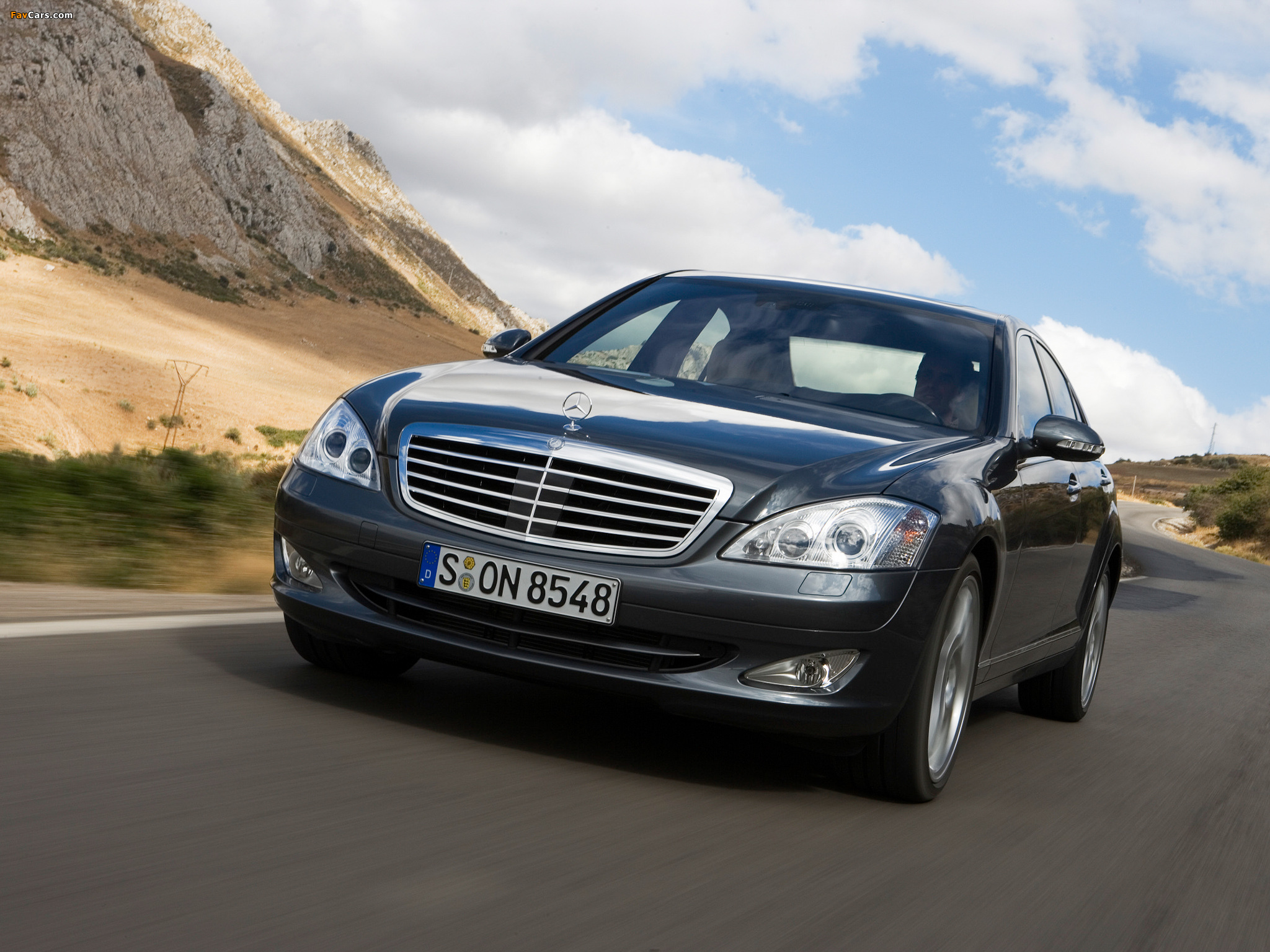 Images of Mercedes-Benz S 500 4MATIC (W221) 2006–09 (2048 x 1536)