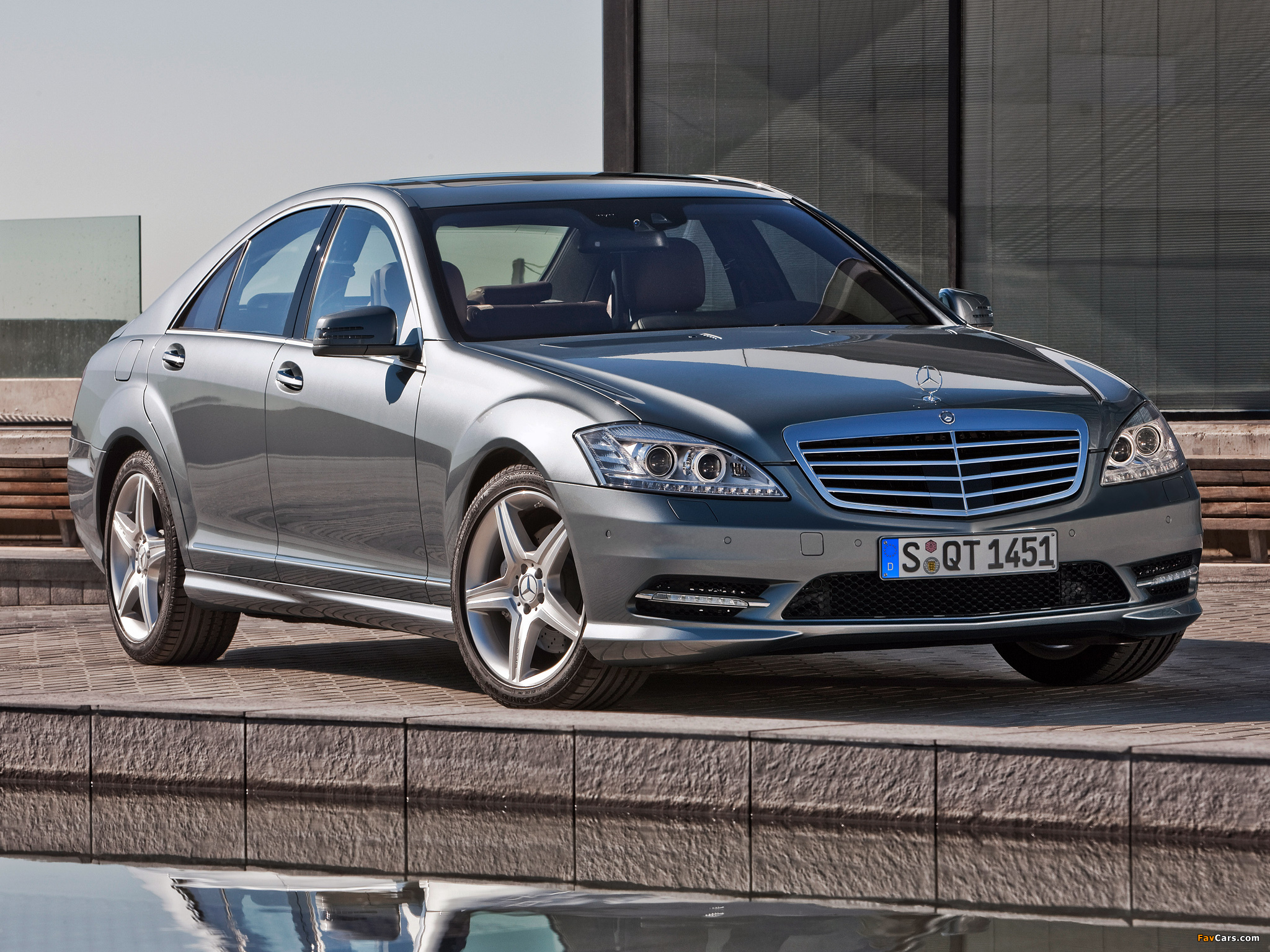 Images of Mercedes-Benz S 500 4MATIC AMG Sports Package (W221) 2009–13 (2048 x 1536)