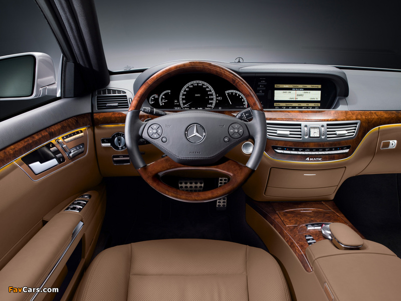 Images of Mercedes-Benz S 500 4MATIC AMG Sports Package (W221) 2009–13 (800 x 600)
