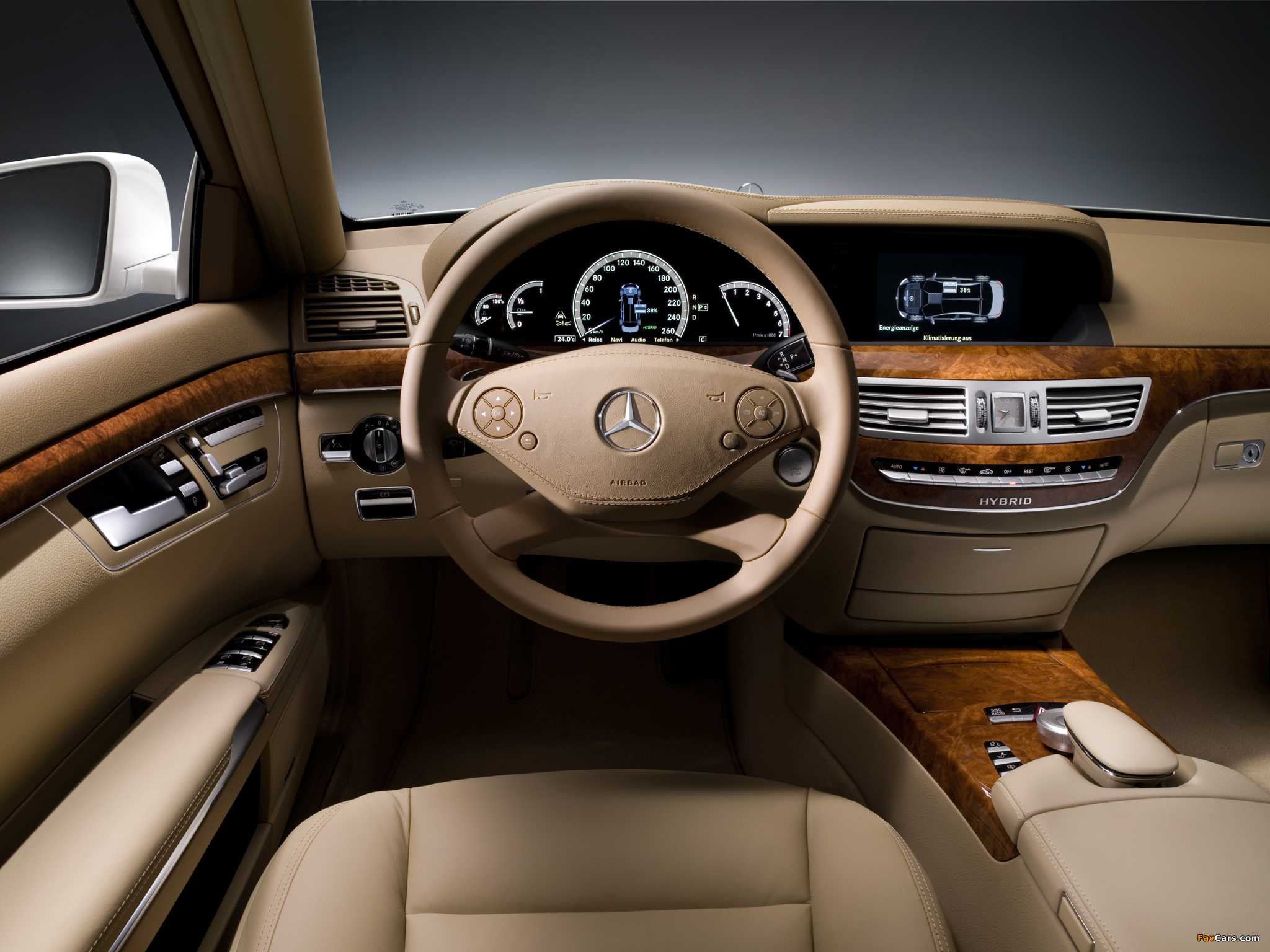 Images of Mercedes-Benz S 400 Hybrid (W221) 2009–13 (2048 x 1536)