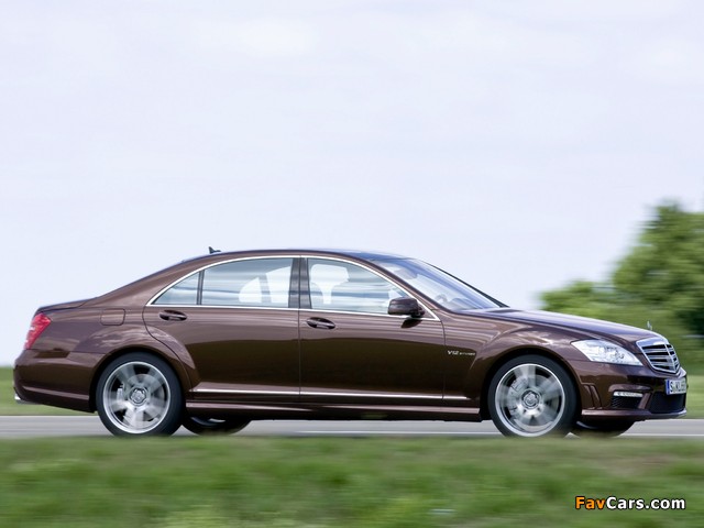 Images of Mercedes-Benz S 65 AMG (W221) 2010–13 (640 x 480)