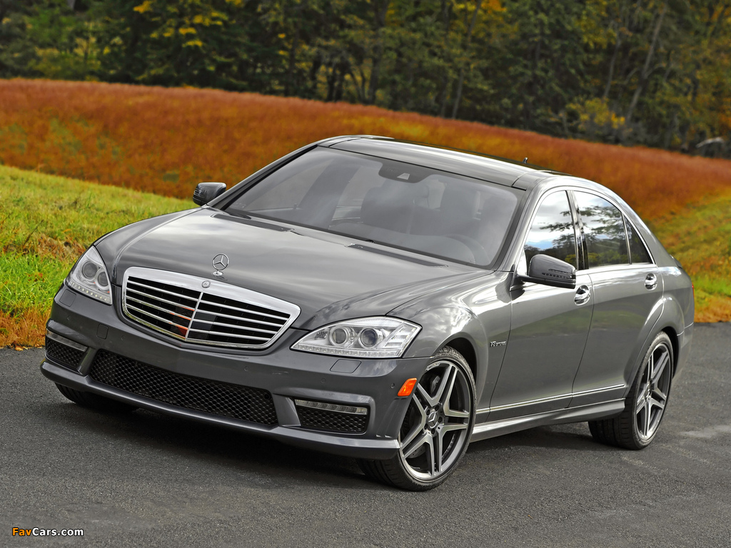 Images of Mercedes-Benz S 63 AMG US-spec (W221) 2010–13 (1024 x 768)