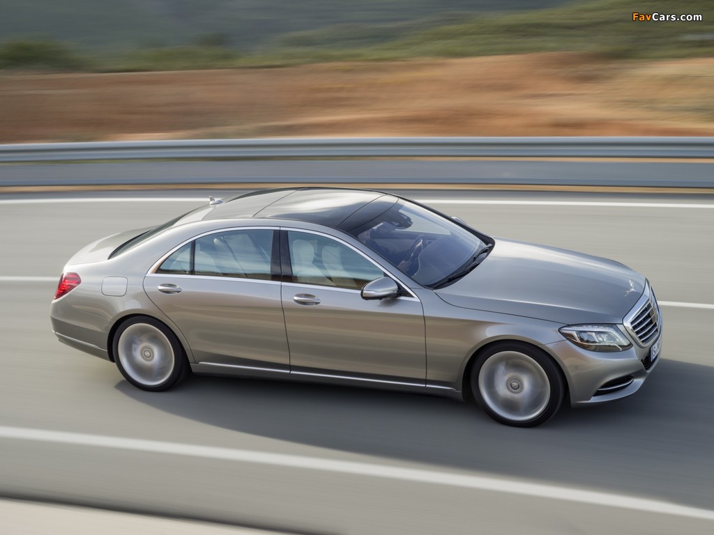 Images of Mercedes-Benz S 400 Hybrid (W222) 2013 (1024 x 768)