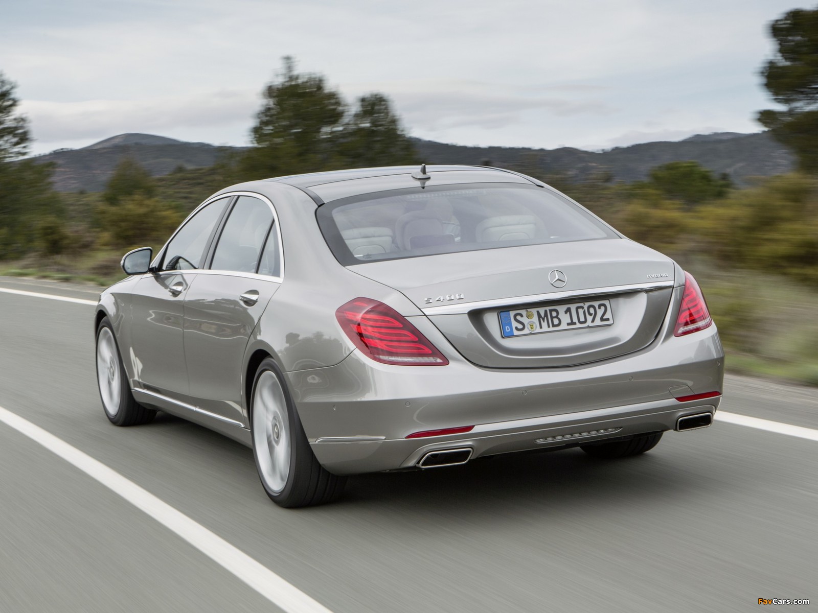 Images of Mercedes-Benz S 400 Hybrid (W222) 2013 (1600 x 1200)