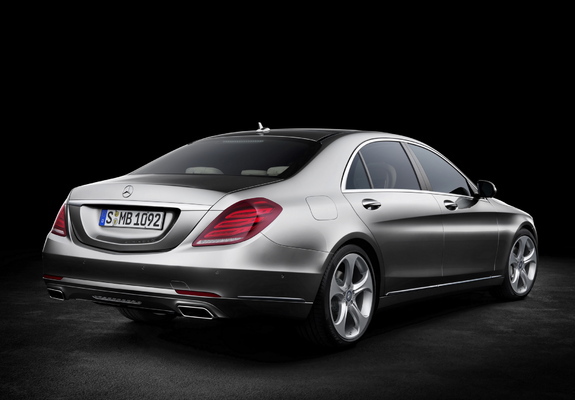 Images of Mercedes-Benz S 400 Hybrid (W222) 2013