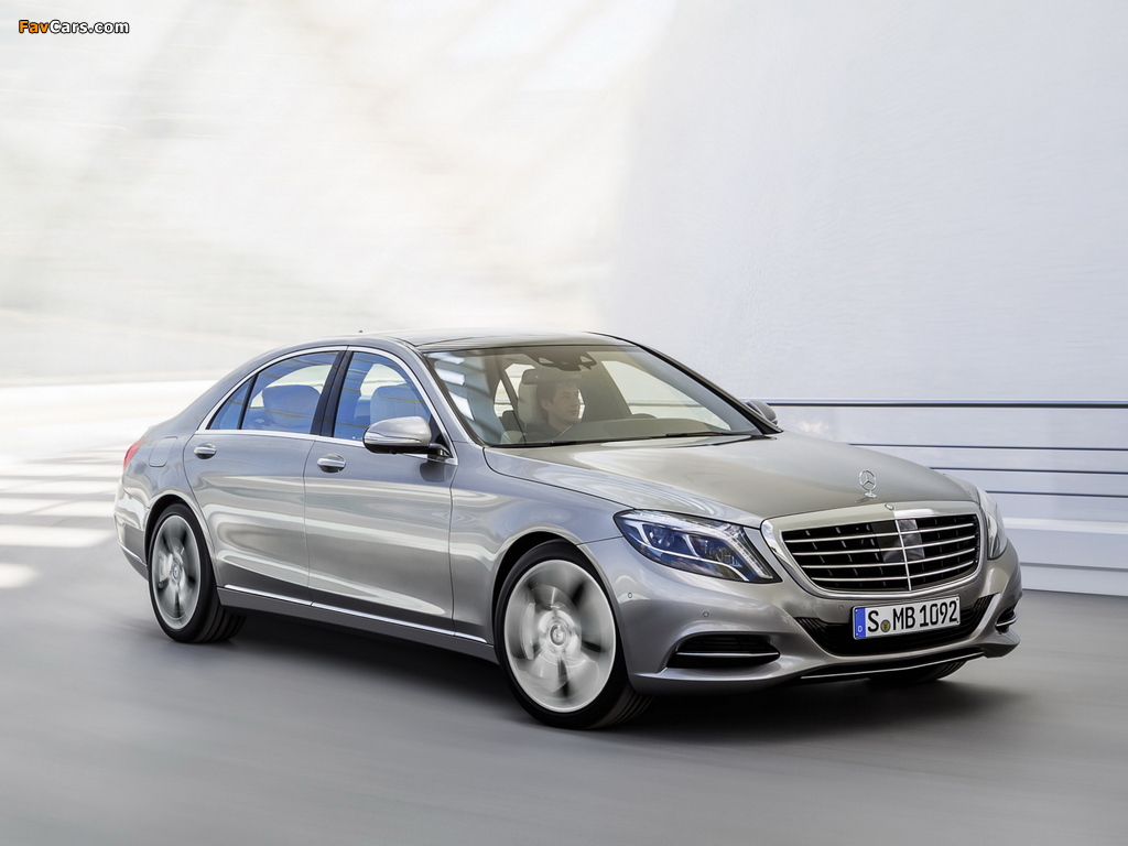 Images of Mercedes-Benz S 400 Hybrid (W222) 2013 (1024 x 768)