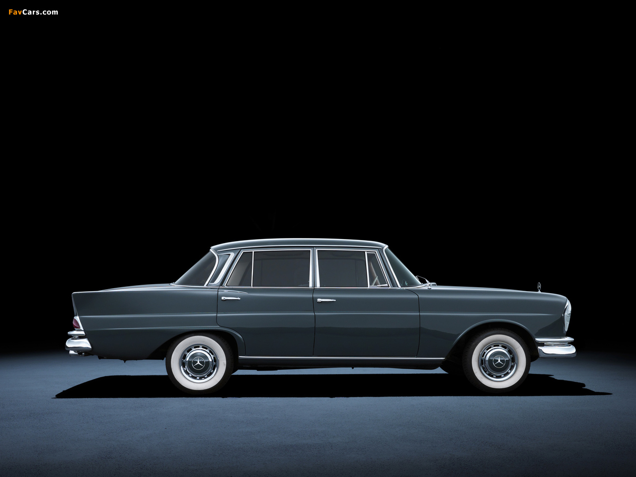 Mercedes-Benz 220 SE (W111) 1959–65 photos (1280 x 960)