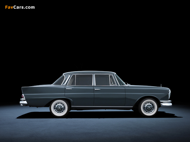 Mercedes-Benz 220 SE (W111) 1959–65 photos (640 x 480)