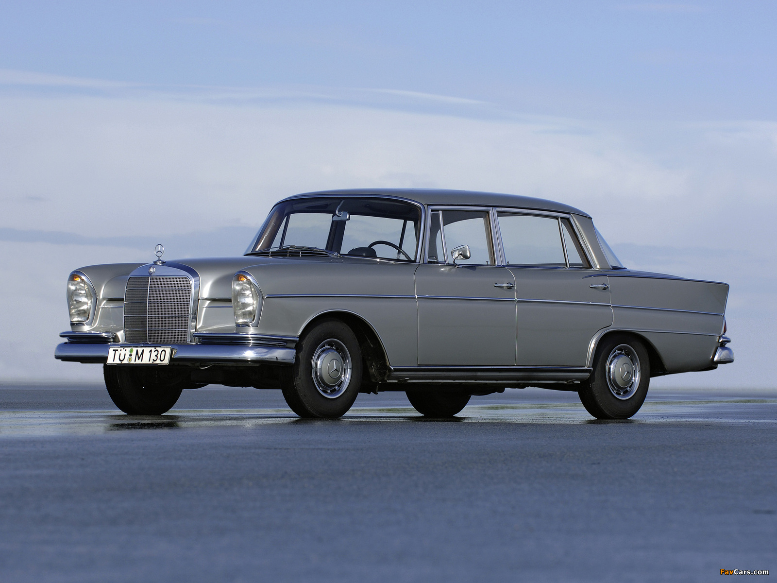 Mercedes-Benz 220 SE (W111) 1959–65 pictures (1600 x 1200)
