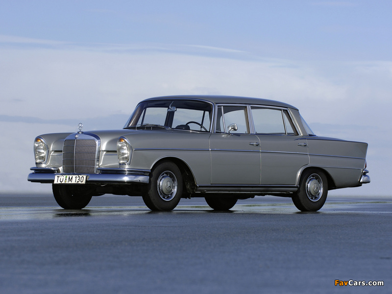 Mercedes-Benz 220 SE (W111) 1959–65 pictures (800 x 600)