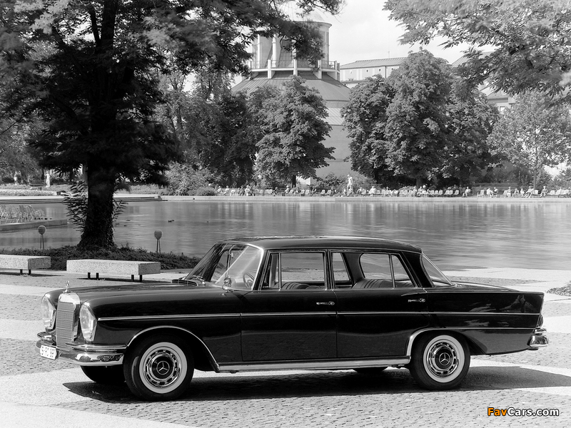Mercedes-Benz 220 SE (W111) 1959–65 wallpapers (800 x 600)