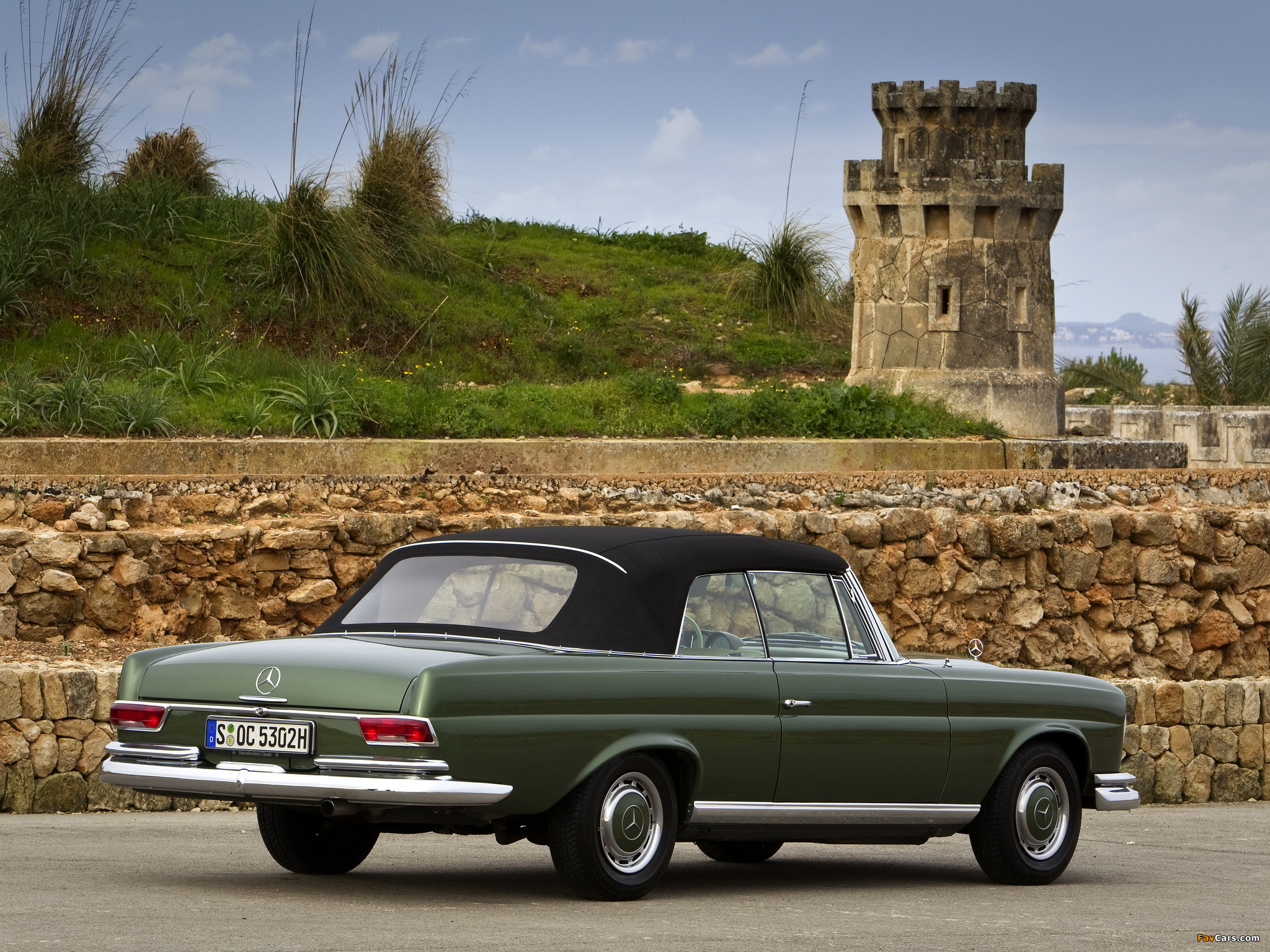 Mercedes-Benz 220 SE Cabriolet (W111) 1961–65 photos (2048 x 1536)