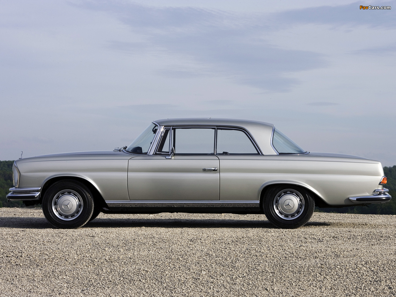Mercedes-Benz 220 SE Coupe (W111) 1961–65 wallpapers (1280 x 960)
