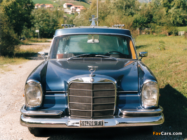 Mercedes-Benz 220 SE Leichenwagen (W111) 1964 pictures (640 x 480)