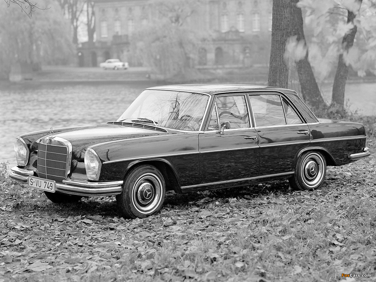 Mercedes-Benz 300 SEb (W108) 1965–67 images (1280 x 960)