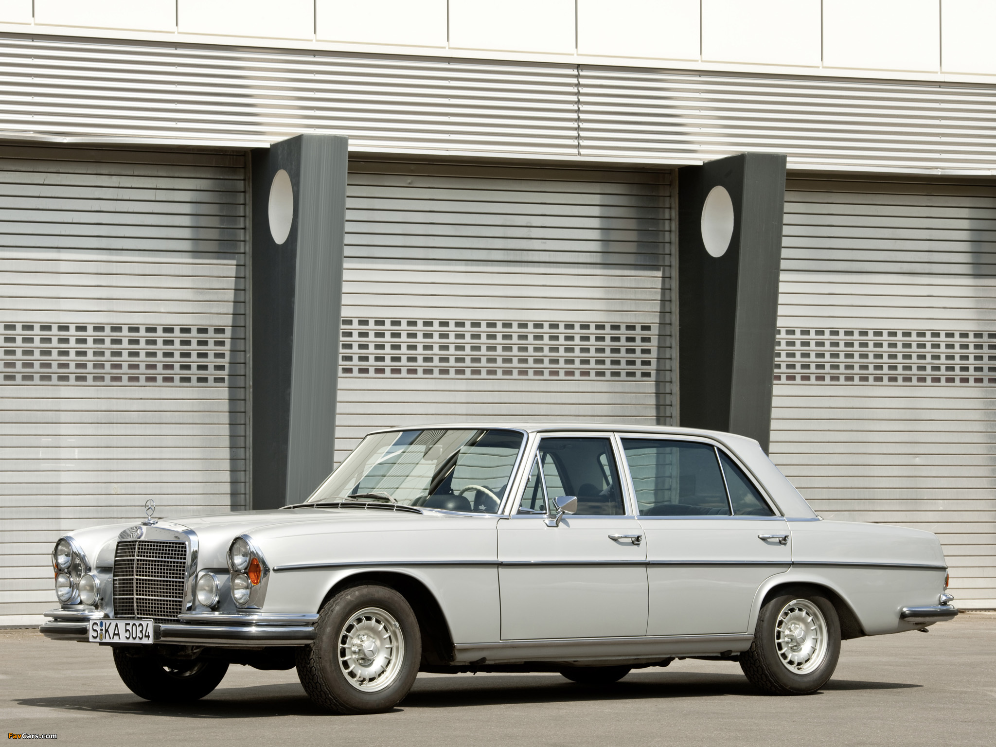 Mercedes-Benz 250S (W108/109) 1966–69 photos (2048 x 1536)