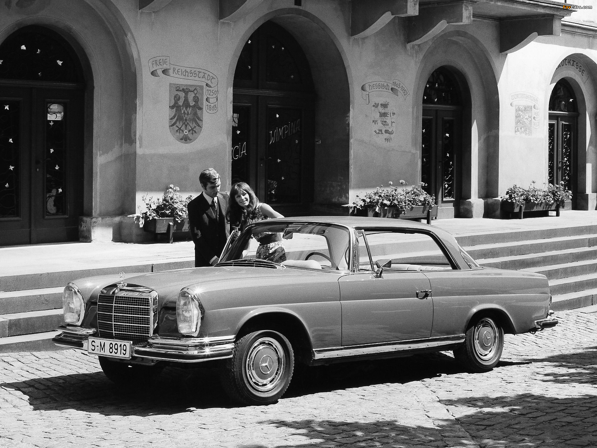 Mercedes-Benz 280 SE Coupe (W111) 1967–71 wallpapers (2048 x 1536)