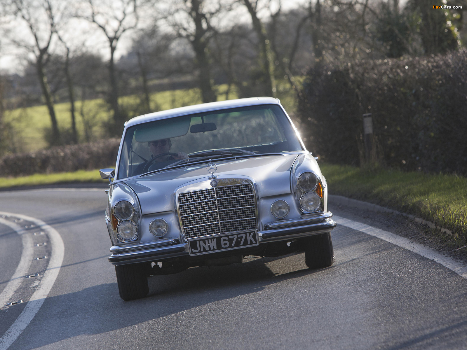 Mercedes-Benz 300 SEL 6.3 UK-spec (W109) 1967–72 wallpapers (1600 x 1200)