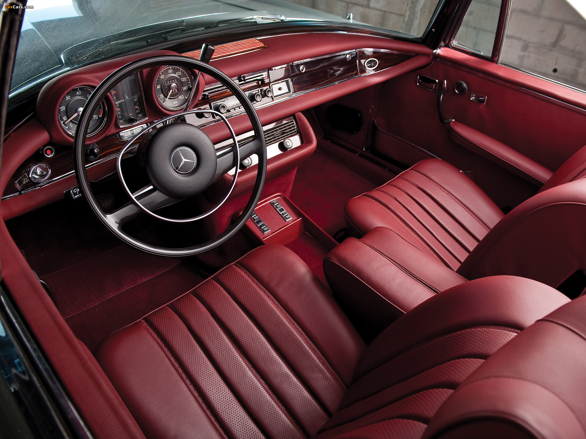 Mercedes-Benz 280 SE 3.5 Cabriolet US-spec (W111) 1969–71 wallpapers (2048 x 1536)
