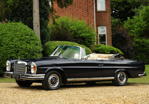 Mercedes-Benz 280 SE 3.5 Cabriolet UK-spec (W111) 1969–71 wallpapers