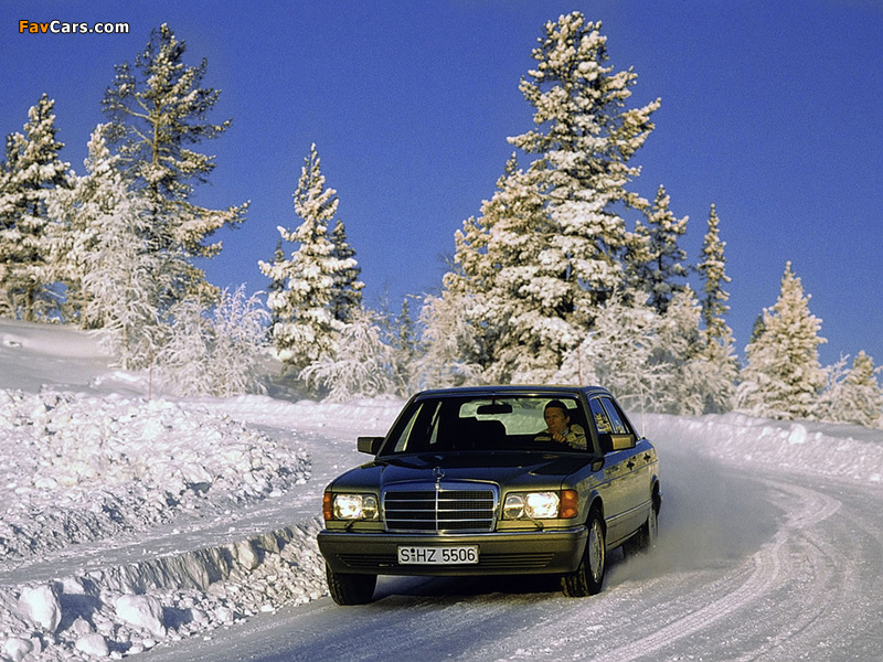Mercedes-Benz S-Klasse (W126) 1979–91 photos (800 x 600)
