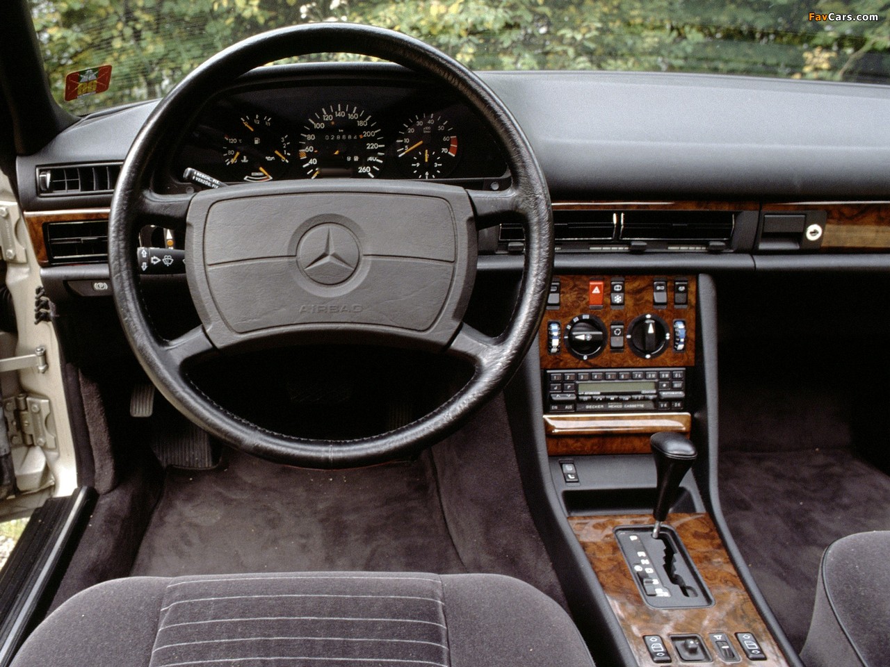 Mercedes-Benz S-Klasse Coupe (C126) 1981–91 images (1280 x 960)