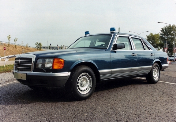 Mercedes-Benz 500 SEL Guard (W126) 1985–91 wallpapers