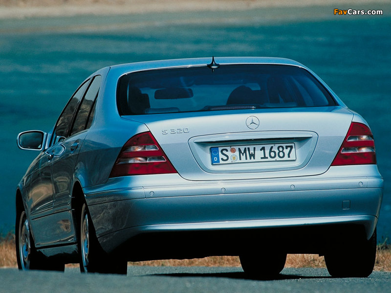 Mercedes-Benz S 320 (W220) 1998–2002 images (800 x 600)