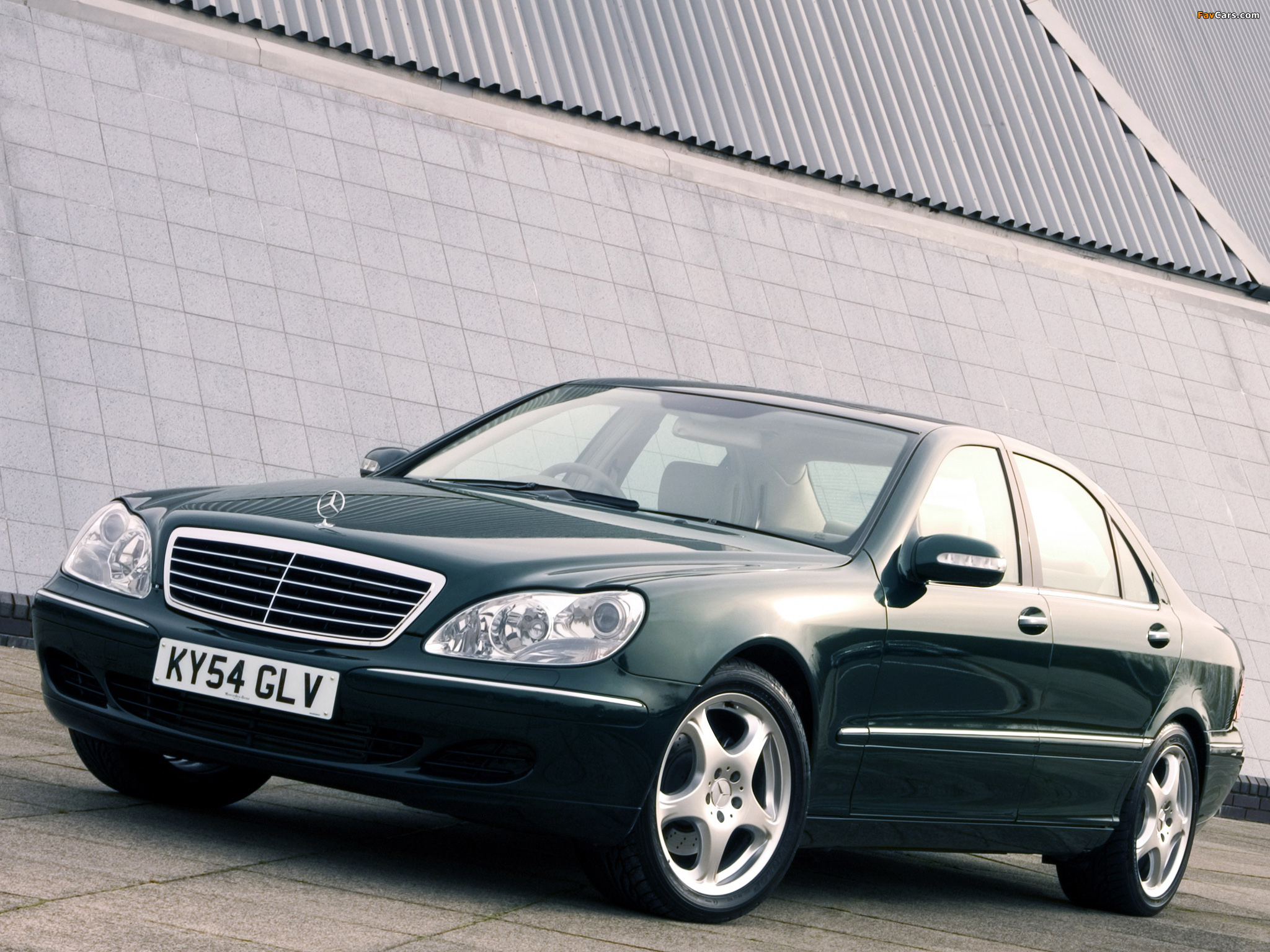 Mercedes-Benz S-Klasse UK-spec (W220) 1998–2002 images (2048 x 1536)